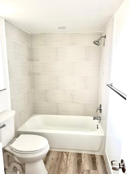 More Photos Of 1008 18th Ave N, Lake Worth Beach Apartments For Sale