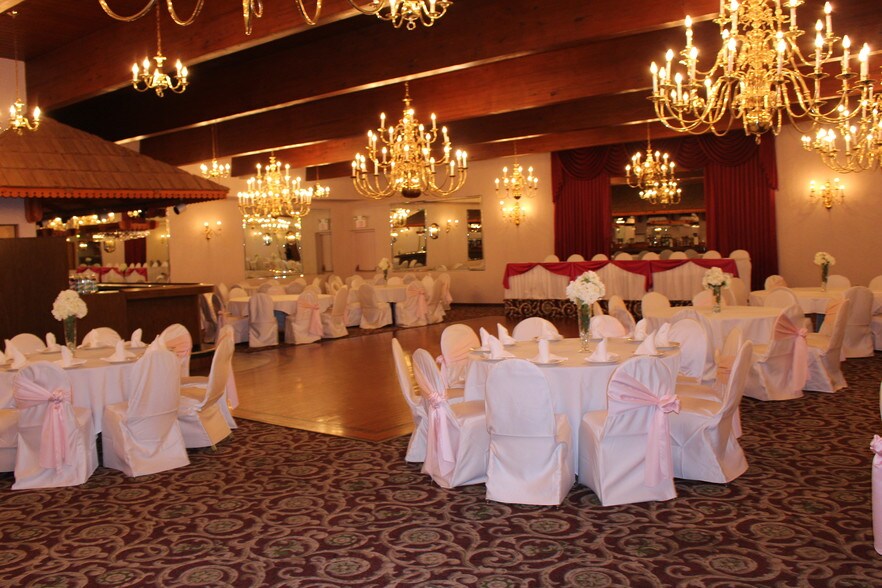 More Photos Of 10625 Ridgeland Ave, Chicago Ridge Lodge Meeting Hall For Sale