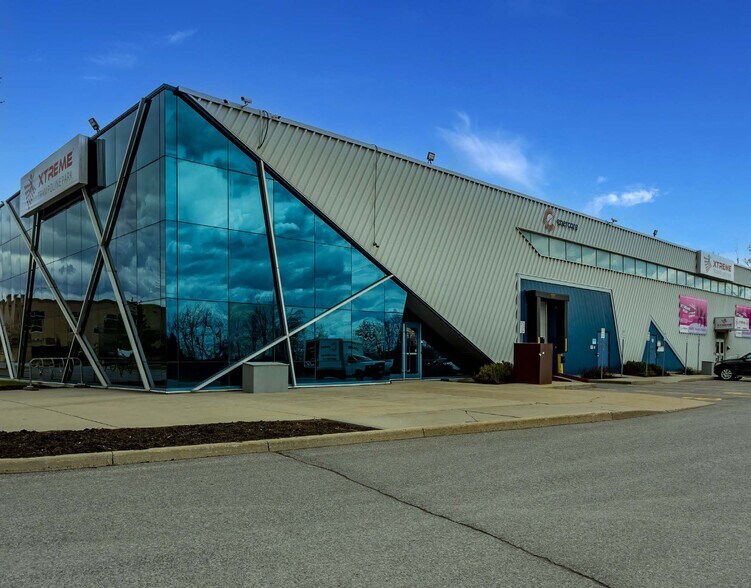 More Photos Of 50 Frank Nighbor Pl, Ottawa Warehouse For Lease