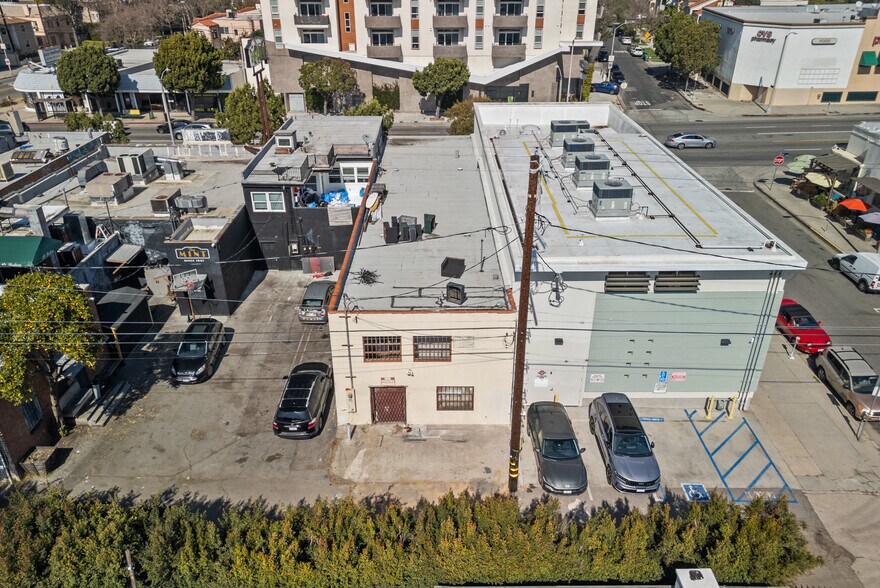 More Photos Of 6004 W Pico Blvd, Los Angeles Storefront For Lease