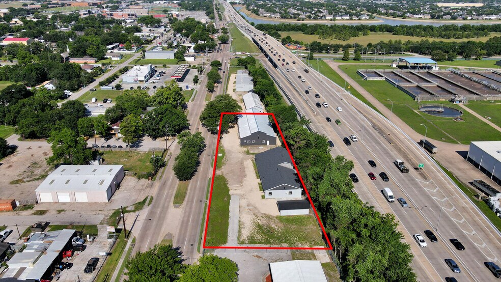 More Photos Of 11980 Alief Clodine Rd, Houston Light Distribution For Sale