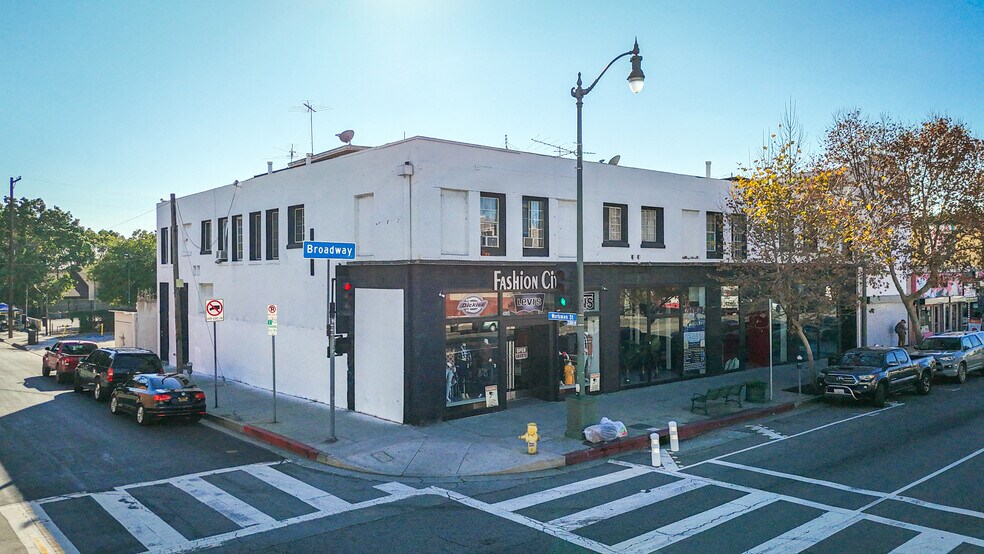 More Photos Of 2626-2634 N Broadway, Los Angeles Apartments For Sale