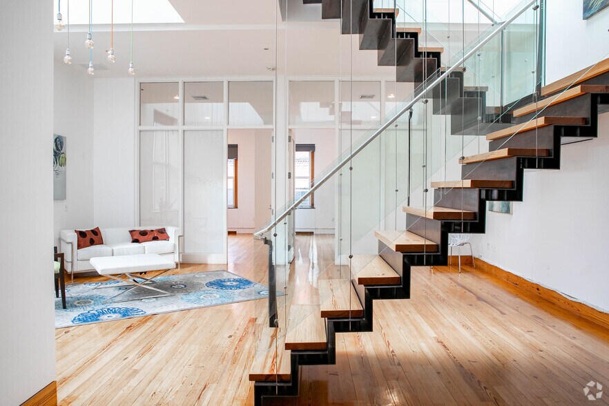 Photo of Pent Floor Ste Duplex