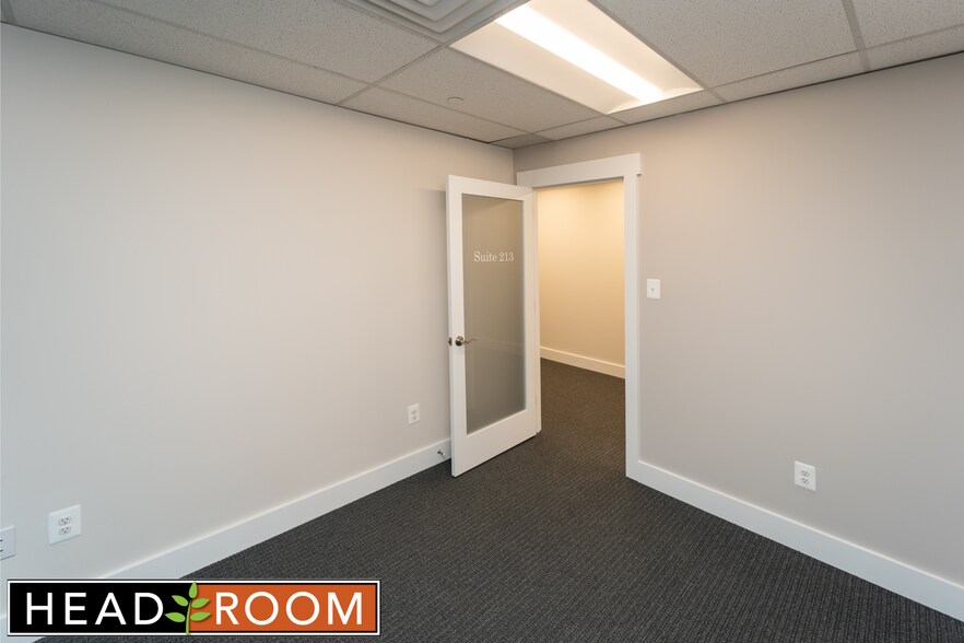 More Photos Of 230 Sugartown Rd, Wayne Coworking Space