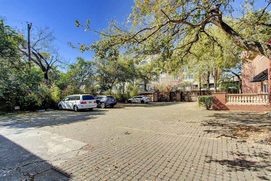 More Photos Of 4314 Yoakum Blvd, Houston Medical For Sale