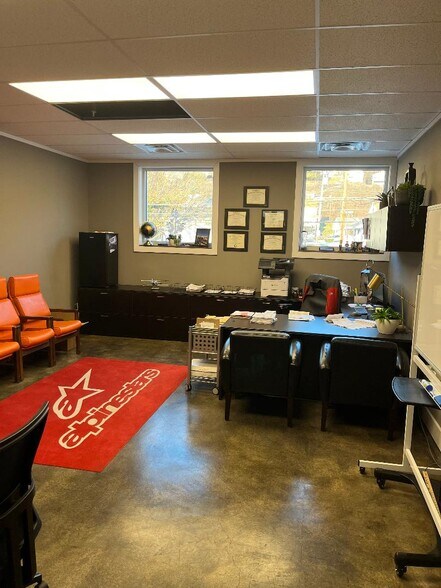 More Photos Of 1537-1545 Hansford St, Charleston Light Distribution For Lease
