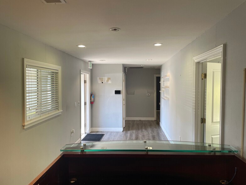 More Photos Of 350 Rose St, Danville Medical For Sale