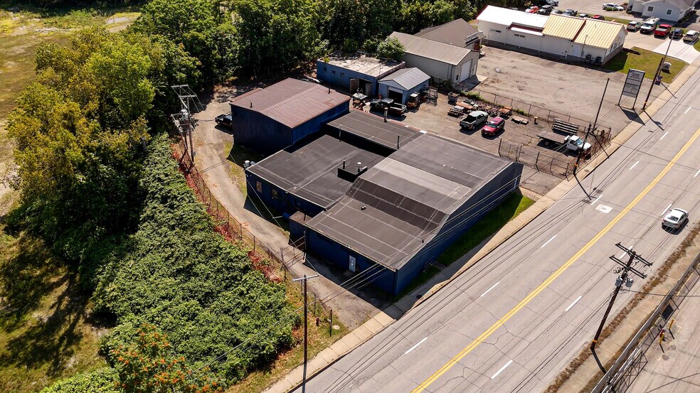 More Photos Of 1702 Wheeling Ave, Glen Dale Manufacturing For Sale