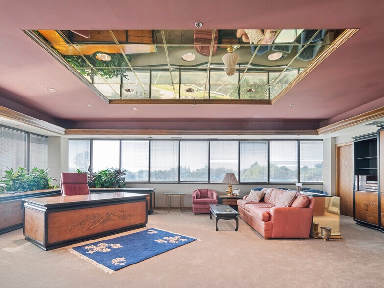 More Photos Of , Oklahoma City Unknown For Sale