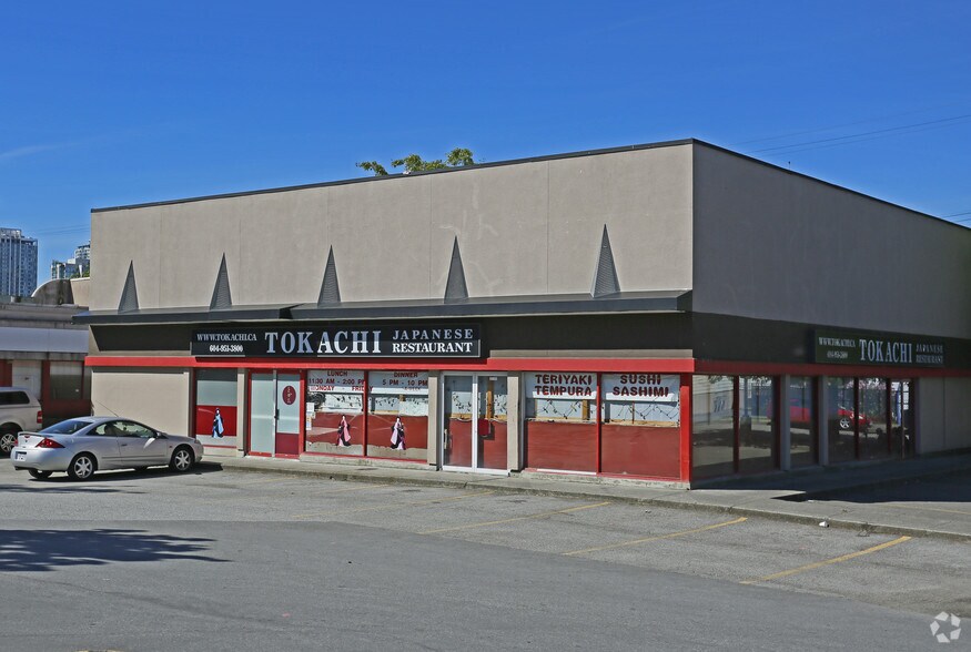 More Photos Of 10767 King George Blvd, Surrey Restaurant For Sale