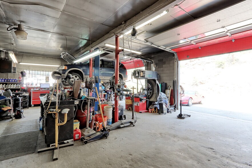 More Photos Of 30200 Highway 72, Golden Service Station For Sale