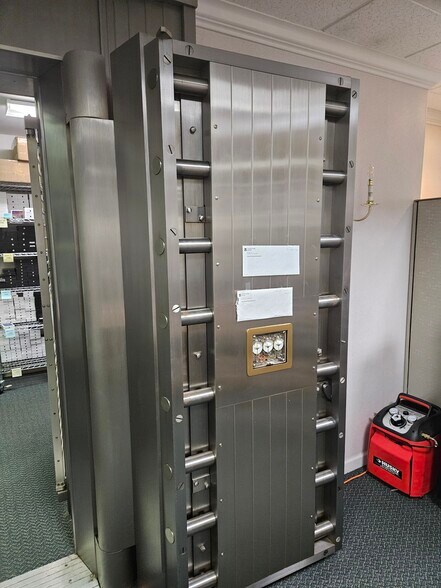 More Photos Of 1494 Old York Rd, Abington Medical For Sale