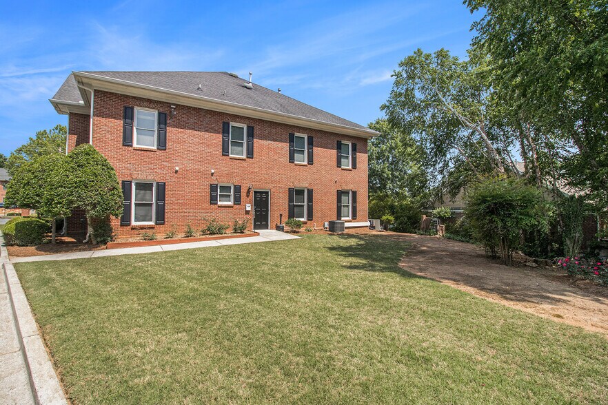 More Photos Of 1580 Warsaw Rd, Roswell Office For Sale