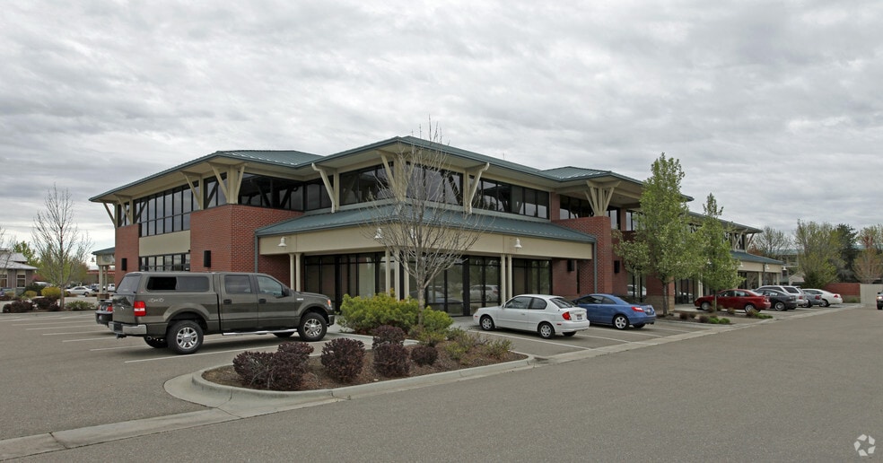 More Photos Of 408 S Eagle Rd, Eagle Coworking Space