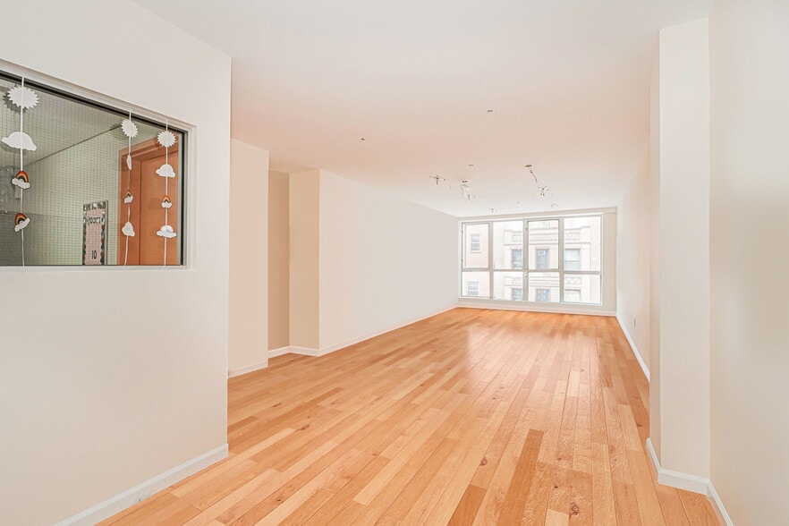 More Photos Of 44-46 Market St, New York Apartments For Sale