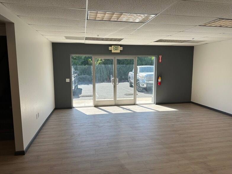 More Photos Of 671 Willow Pass Rd, Pittsburg Warehouse For Lease