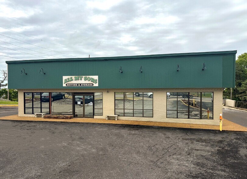 Primary Photo Of 3594 N Lindbergh Blvd, Bridgeton Freestanding For Lease