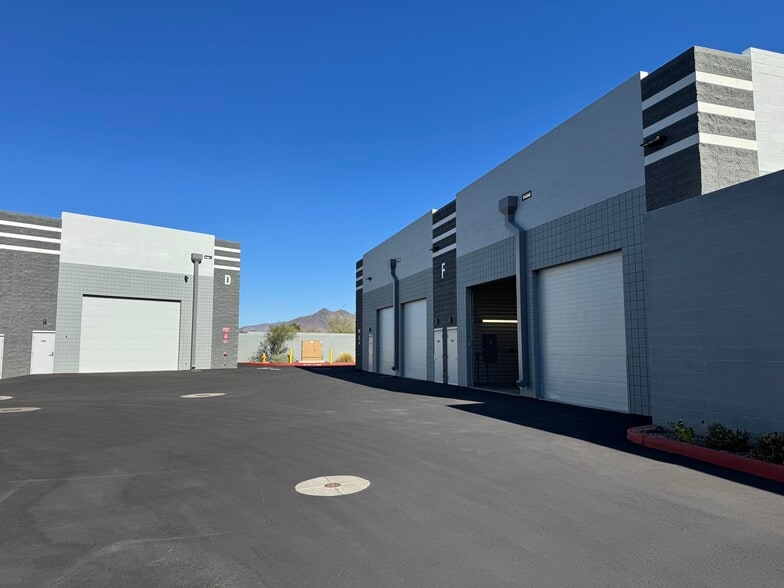 More Photos Of 31606 N Cave Creek Rd, Cave Creek Self Storage For Sale
