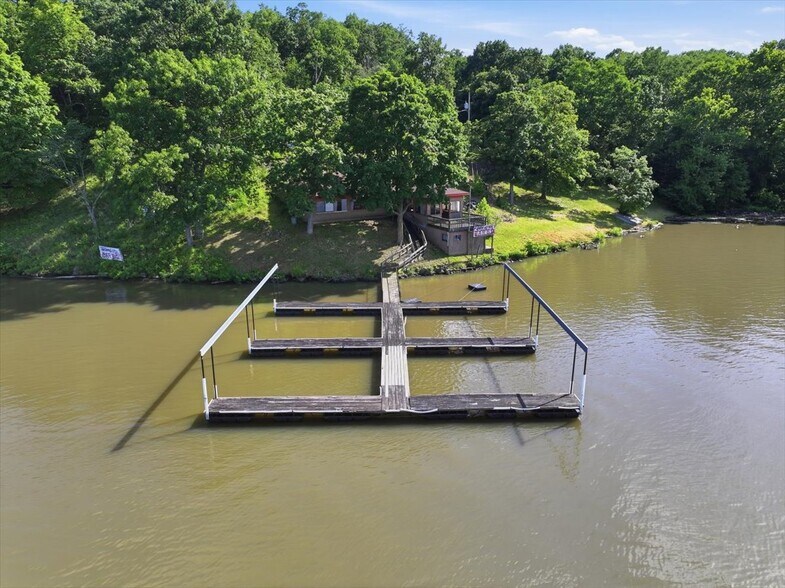 More Photos Of 1077 Duncan Dr, Edwards General Retail For Sale