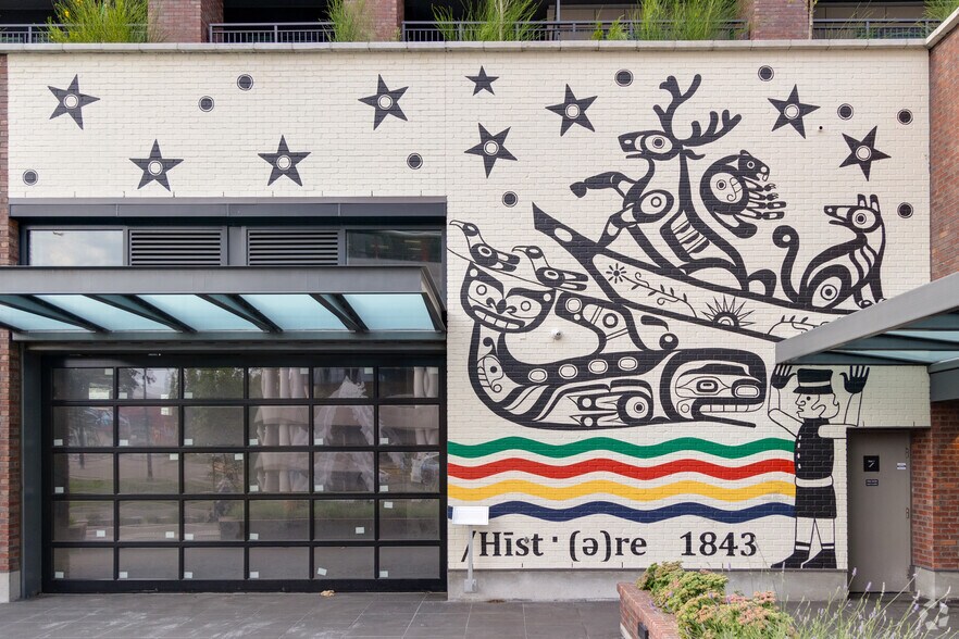 More Photos Of 1700 Blanshard St, Victoria Apartments For Lease