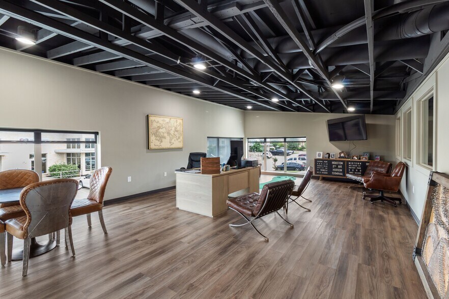 More Photos Of 750 William D Fitch Pky, College Station Loft Creative Space For Lease