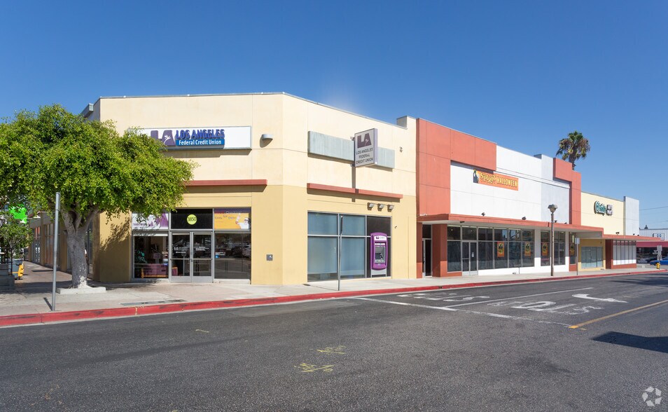 More Photos Of 3851 Overland Ave, Culver City Unknown For Lease