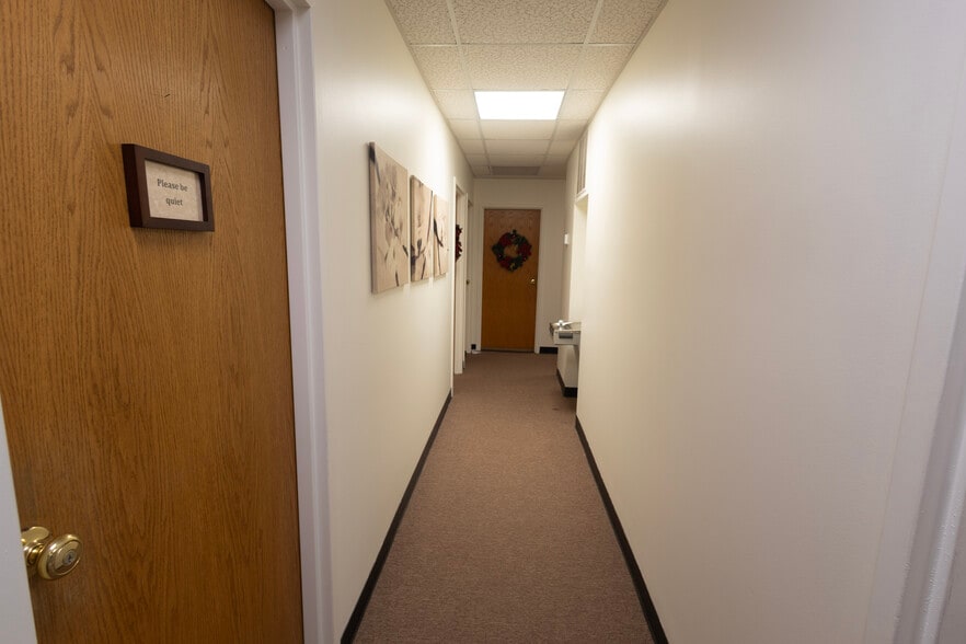 More Photos Of 14377-14389 Hereford Rd, Woodbridge Medical For Sale