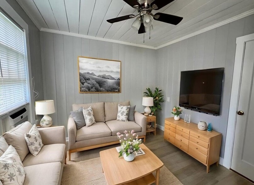 More Photos Of 200 Park Ave, West Palm Beach Apartments For Sale