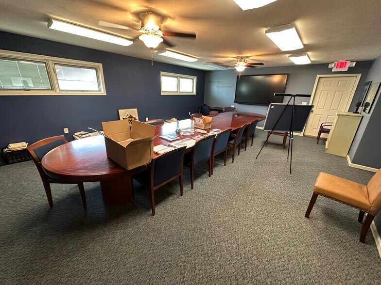 3609 E Jefferson Blvd, South Bend, IN 46615 Office For Lease