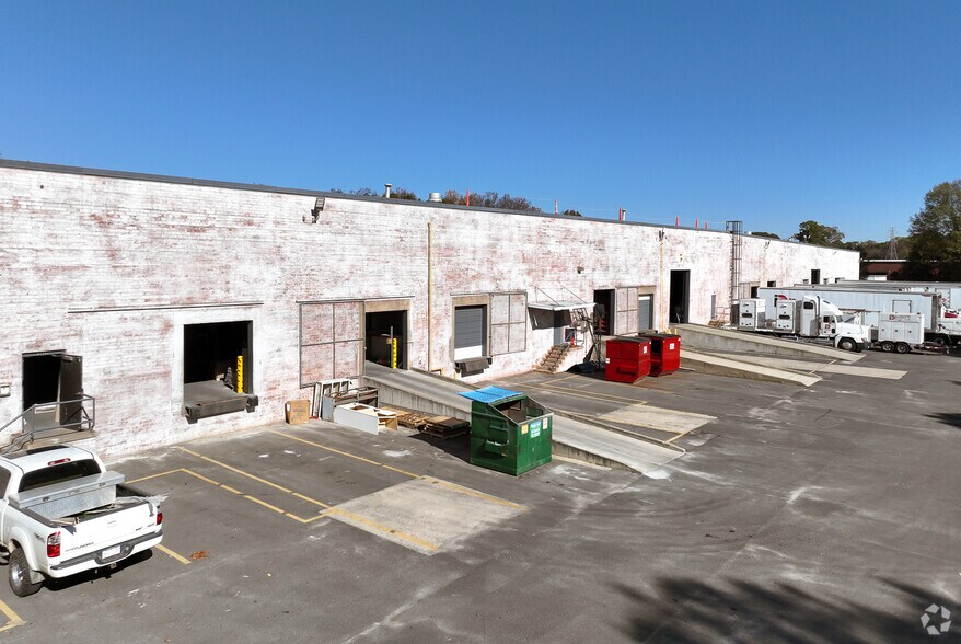 More Photos Of 4101 Revolution Park Dr, Charlotte Unknown For Lease