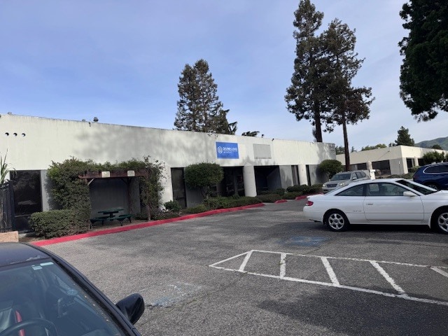 More Photos Of 1941-1945 Las Plumas Ave, San Jose Warehouse For Sale