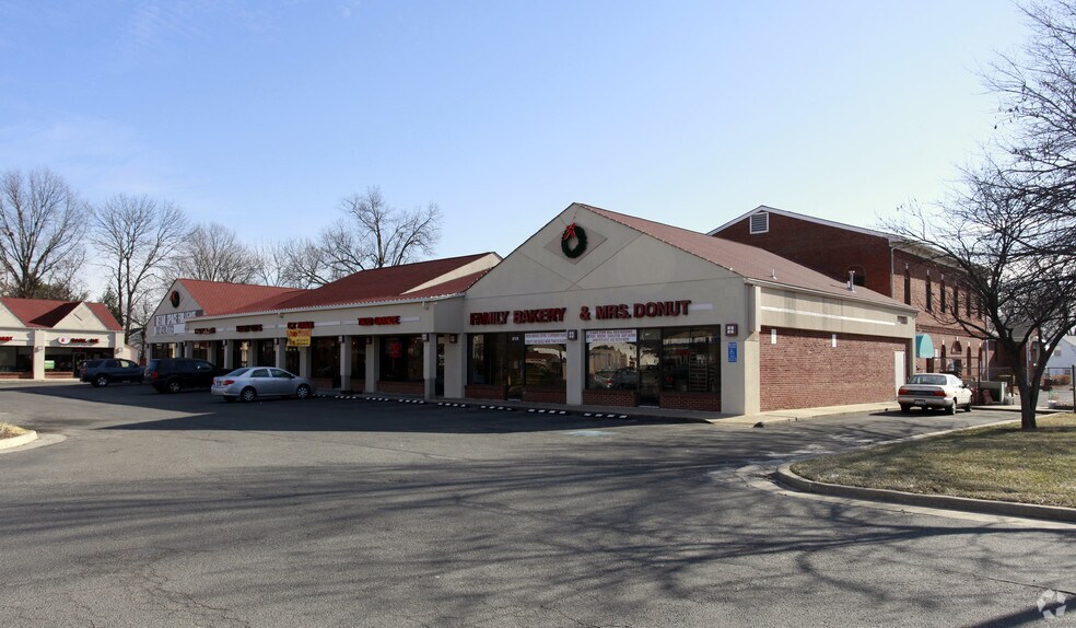 More Photos Of 8723 Richmond Hwy, Alexandria Unknown For Lease