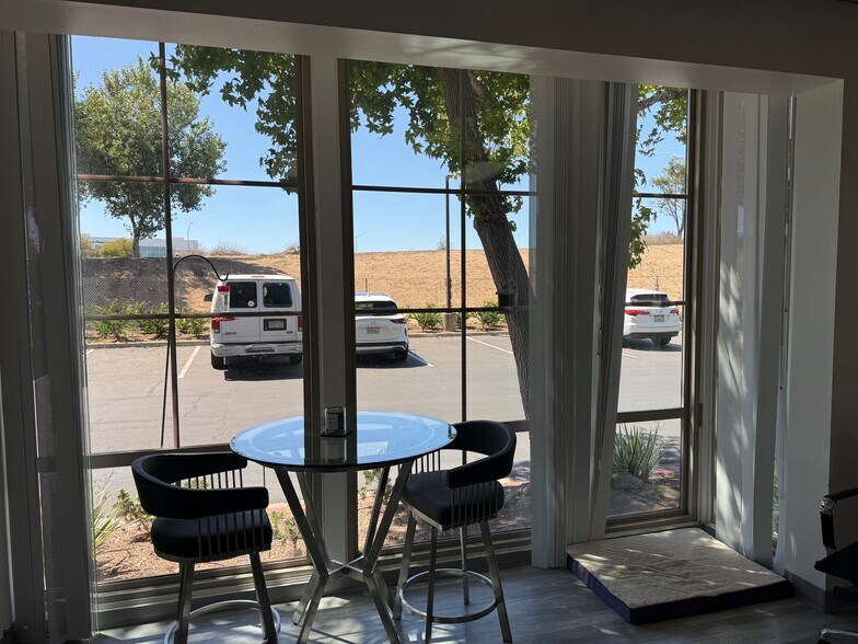 More Photos Of 151 Kalmus Dr, Costa Mesa Light Manufacturing For Sale