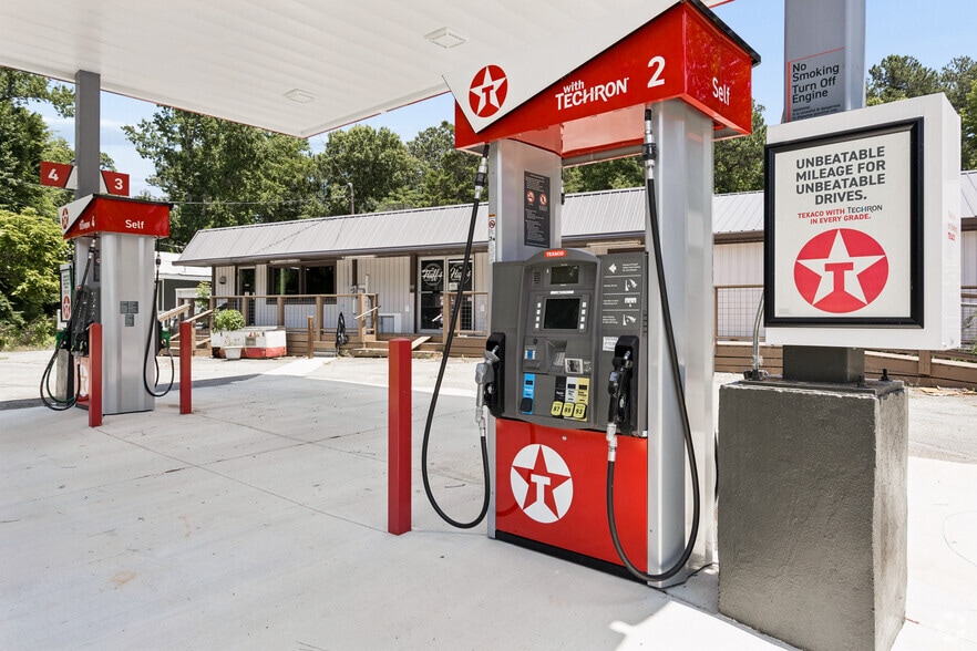 More Photos Of 488 W GA Highway 49, Milledgeville Convenience Store For Sale