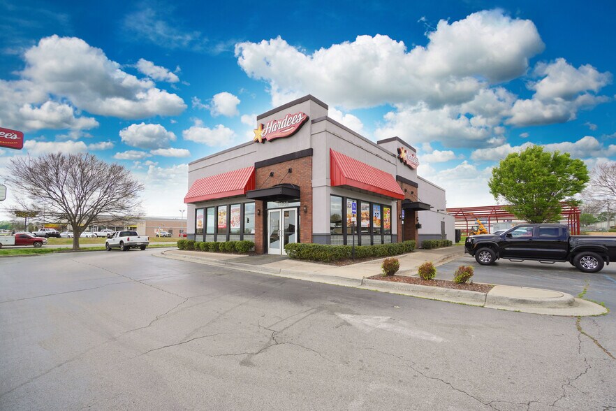 More Photos Of 11909 US Highway 231/431, Meridianville Fast Food For Lease