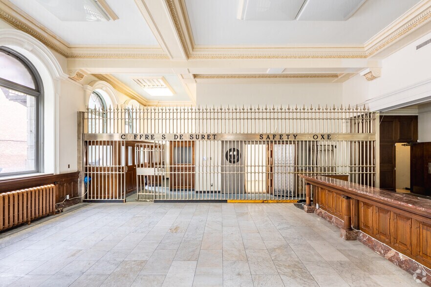 More Photos Of 934-936 Rue Sainte-Catherine E, Montréal Loft Creative Space For Lease