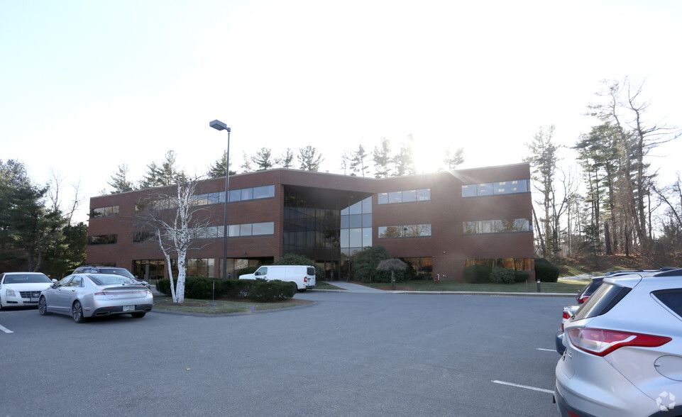 Primary Photo Of 1 Executive Park Dr, Bedford Unknown For Lease