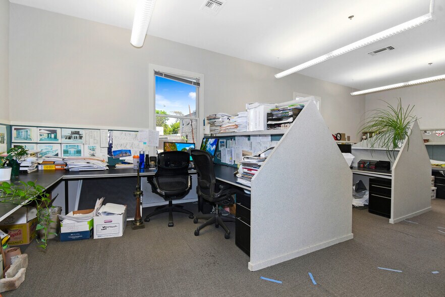 More Photos Of 1215 Cameron St, Alexandria Office For Lease