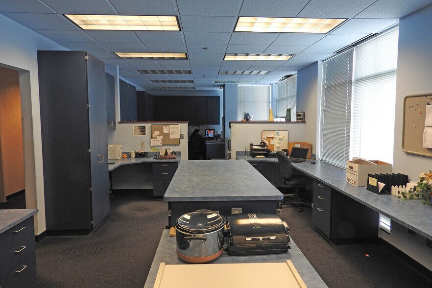 More Photos Of 3330 W 177th St, Hazel Crest Medical For Sale