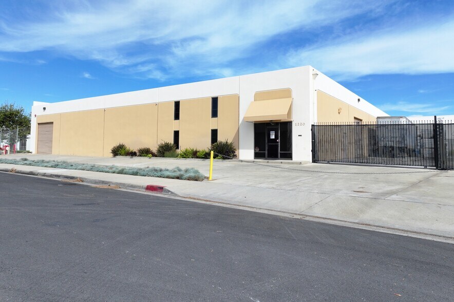 Primary Photo Of 1220 N Knollwood Cir, Anaheim Warehouse For Sale