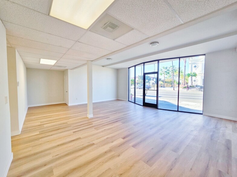 More Photos Of 1396 E Santa Clara St, San Jose Storefront Retail Residential For Lease