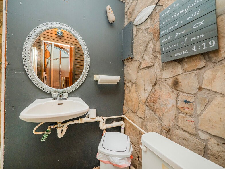 More Photos Of 501 S. Old Hwy, Kyle Religious Facility For Sale