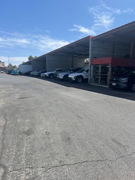 More Photos Of 4770 W Nevso Dr, Las Vegas Auto Repair For Lease