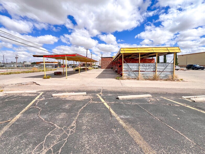 More Photos Of 2143 42nd St, Odessa Land For Sale