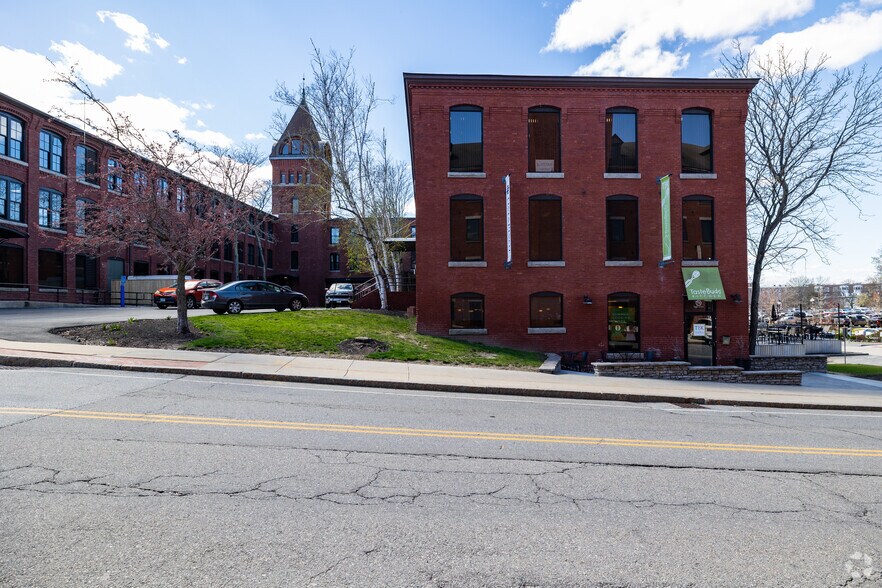 More Photos Of 4 High St, North Andover Office For Lease