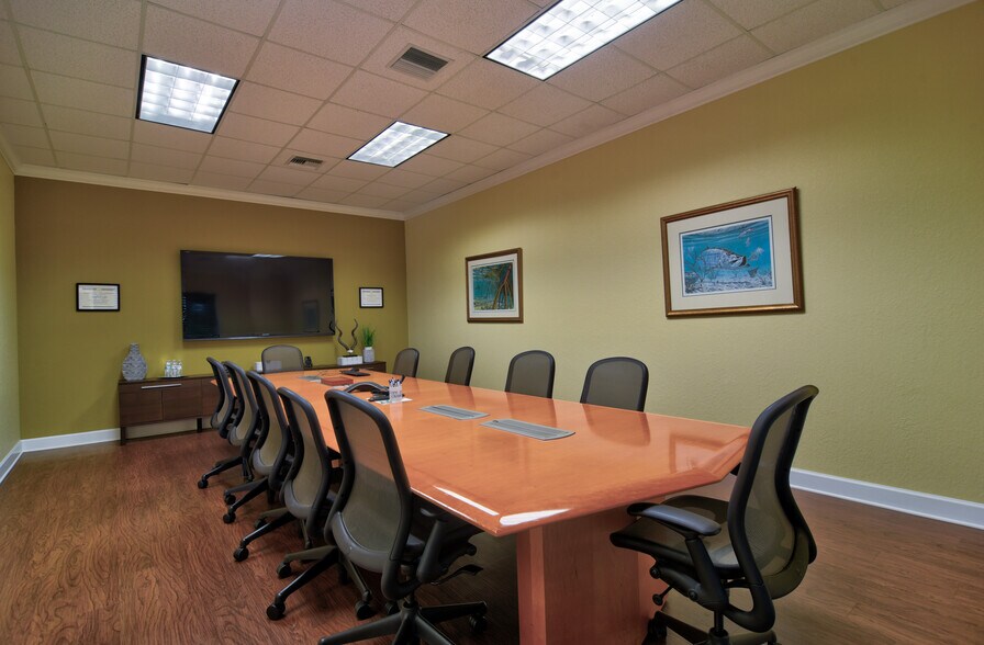 More Photos Of 4500 140th Ave N, Clearwater Unknown For Lease