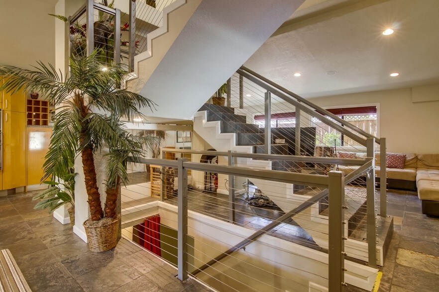 More Photos Of 4111 Bayard St, San Diego Specialty For Sale