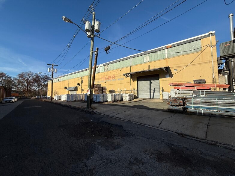 Primary Photo Of 27 Selvage St, Irvington Warehouse For Lease