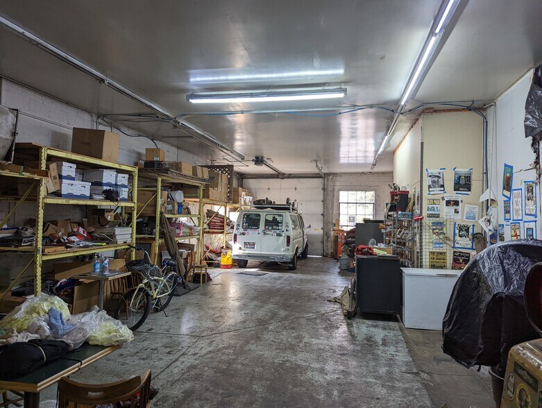 More Photos Of 202 N Main St, Hailey Restaurant For Sale