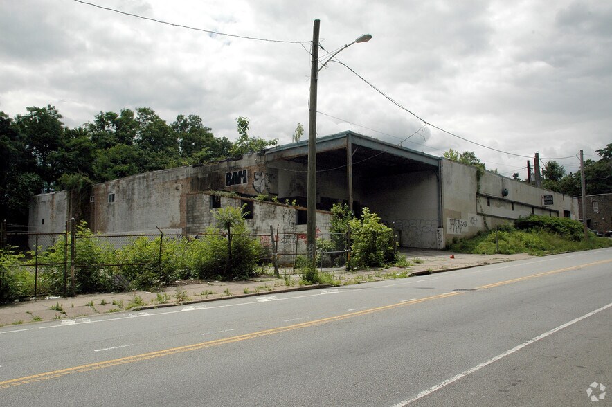More Photos Of 1950 E Logan St, Philadelphia Warehouse For Sale
